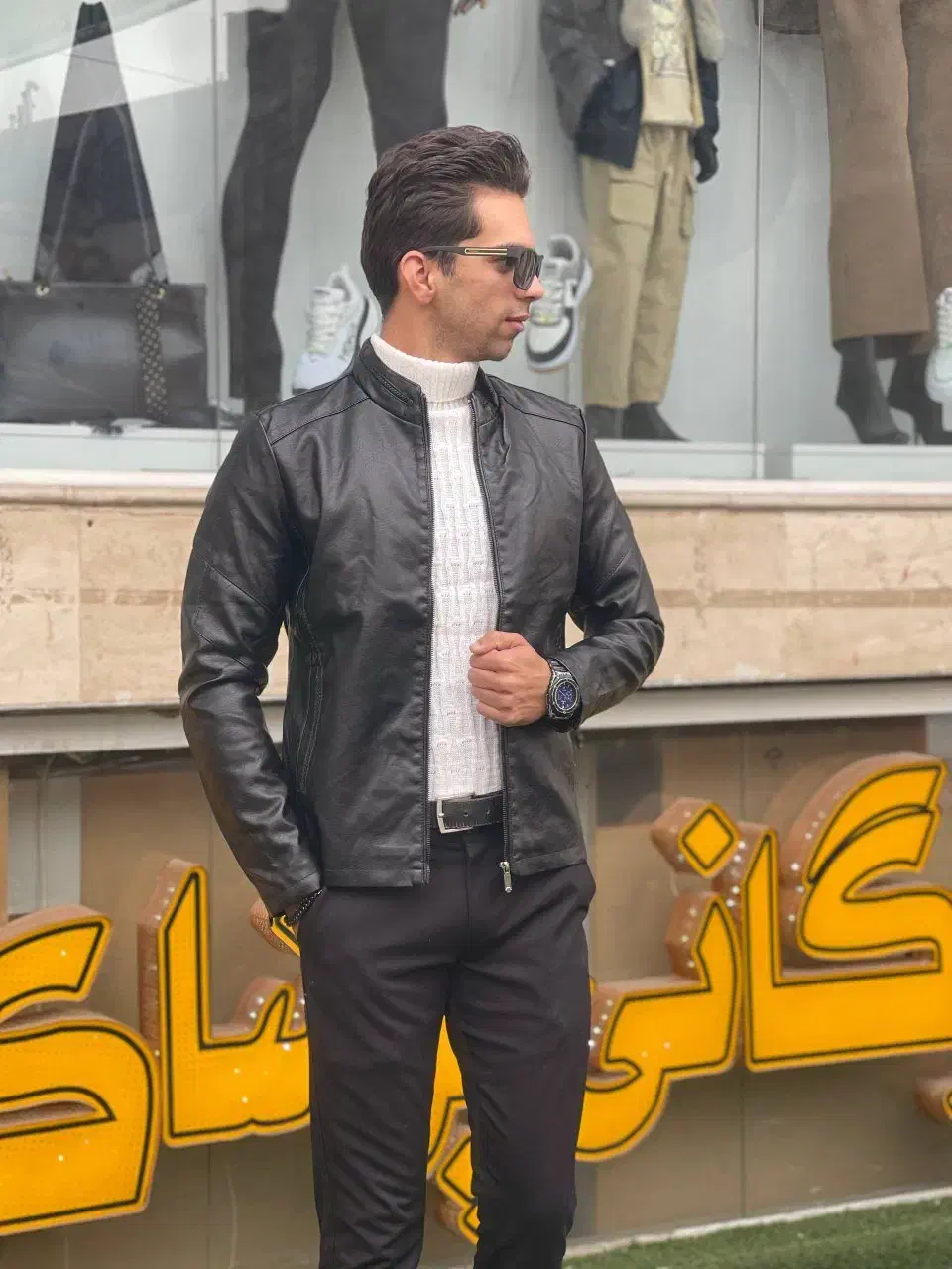 کاپشن چرم|لباس|کاشان, پا نخل|دیوار