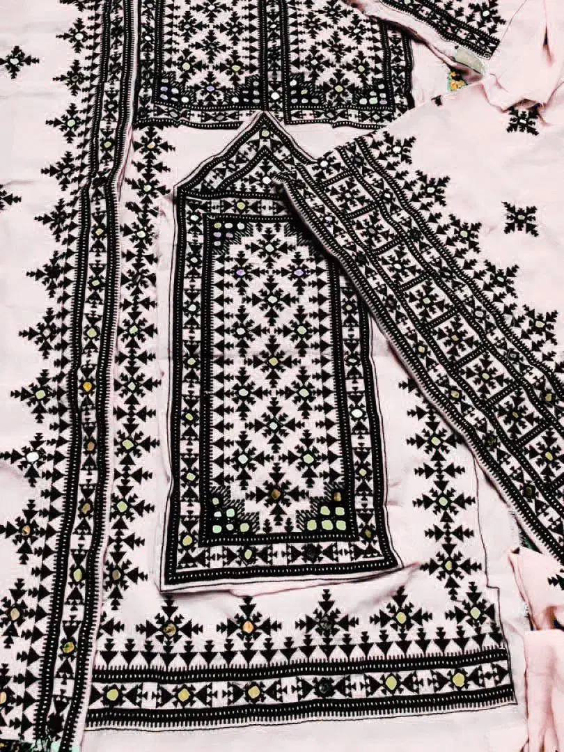 فروش انواع لباس بلوچی|لباس|نگین شهر, |دیوار