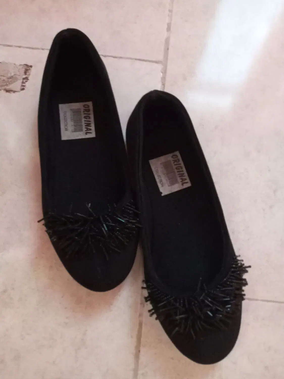 چند جفت کفش|کیف، کفش، کمربند|اردبیل, |دیوار