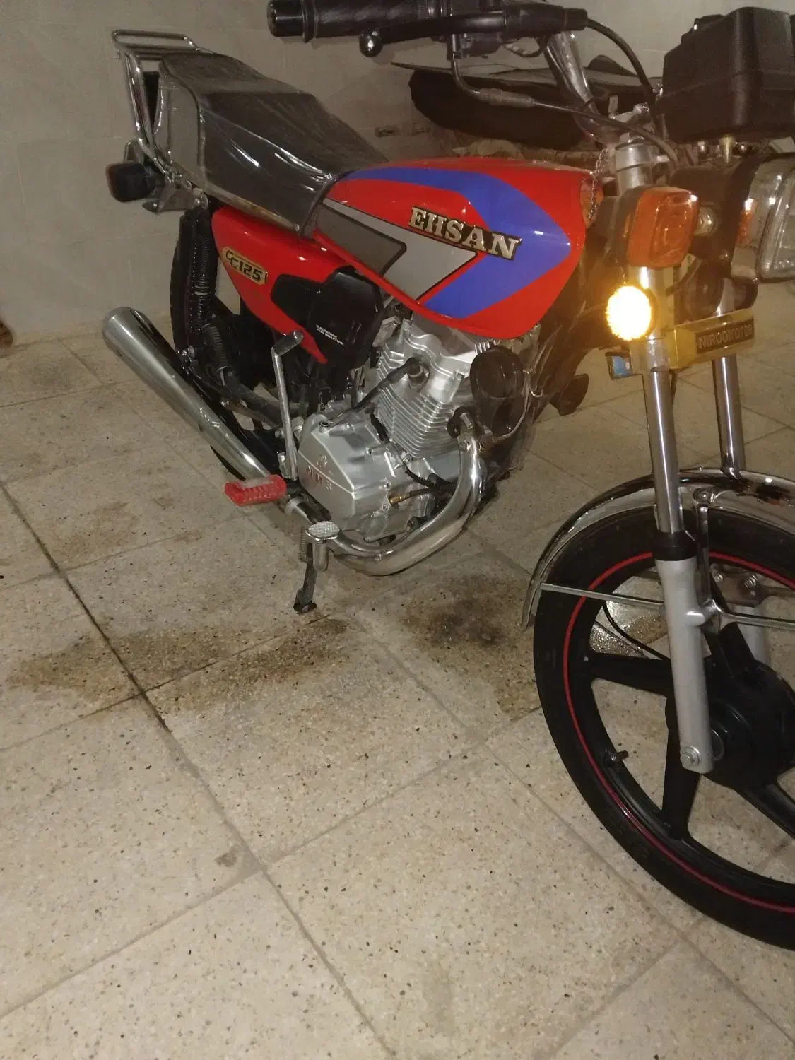 احسان ۱۲۵|موتورسیکلت|یزد, |دیوار