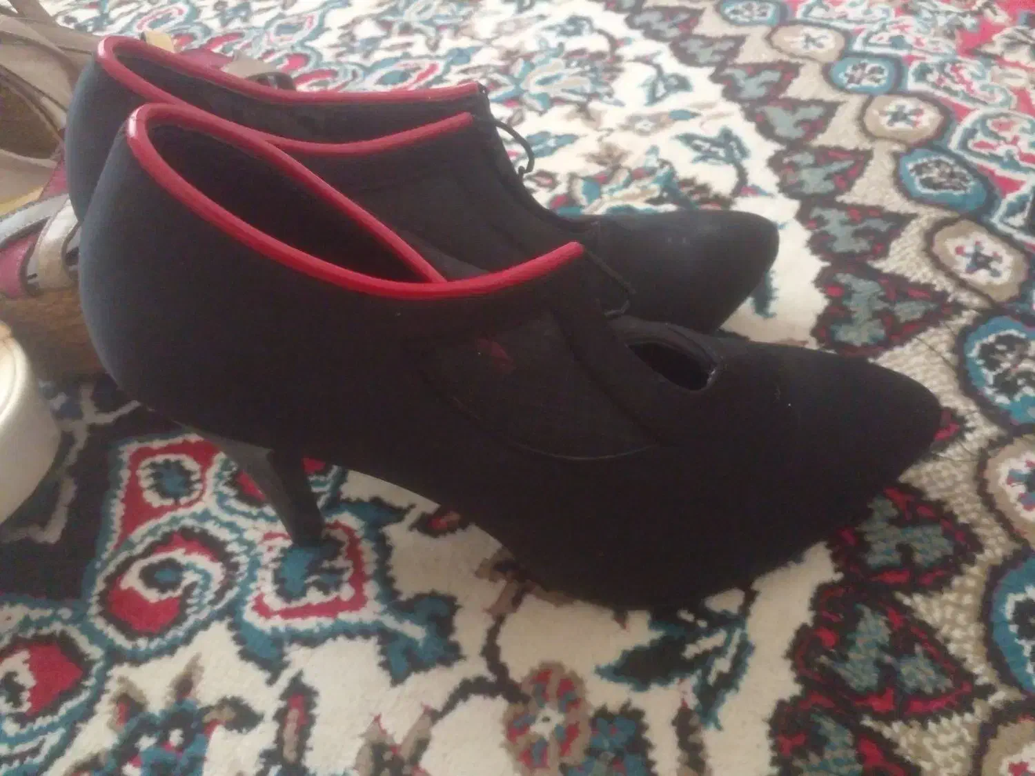 کفش مجلسی|کیف، کفش، کمربند|دهدشت, |دیوار