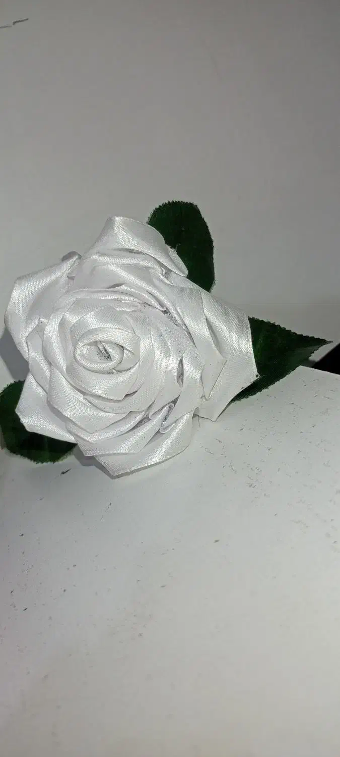 دسته گل های روبانی|گل مصنوعی|مشکیندشت, |دیوار