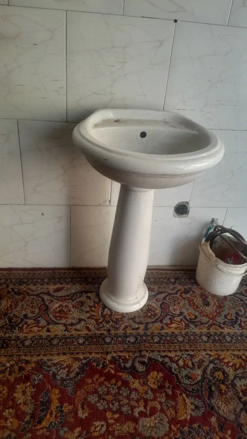 روشویی چینی|لوازم سرویس بهداشتی|اصفهان, گرکان|دیوار