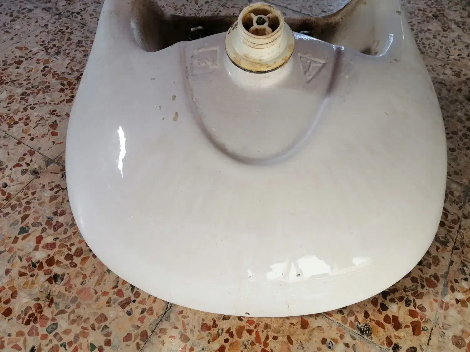 سنگ روشویی تمیز|لوازم سرویس بهداشتی|بندر ماهشهر, |دیوار