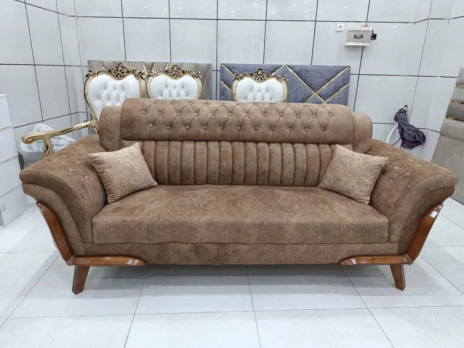 ملایر تولید ب مصرف|مبلمان خانگی و میز عسلی|آبدان, |دیوار