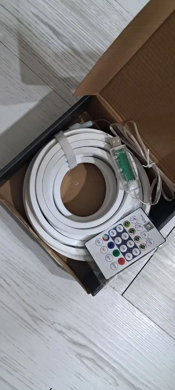 نئون ، ال ای دی ، آر جی بی ، چراغ|ریسه و چراغ تزئینی|رشت, یخسازی|دیوار