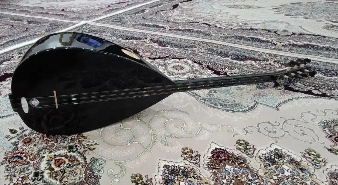 ساز باغلاما دیوان|سازهای سنتی|ارومیه, |دیوار