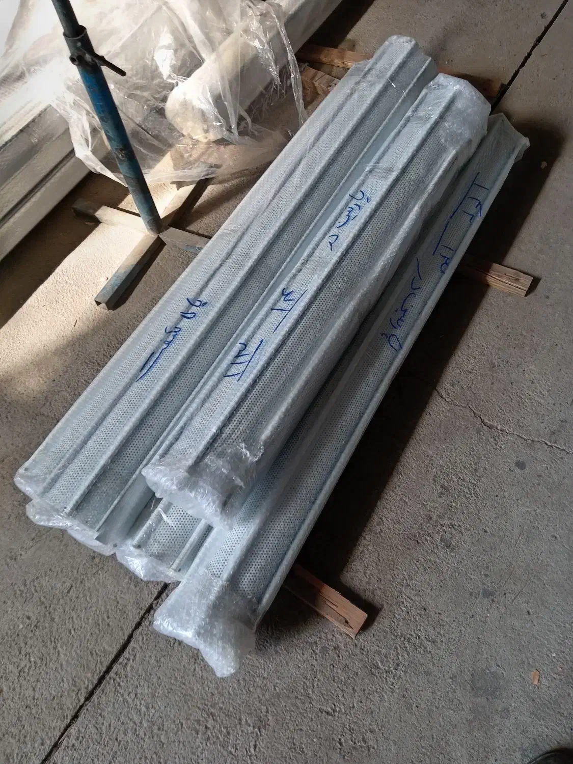 کرکربرقی|خدمات پیشه و مهارت|تنکمان, |دیوار