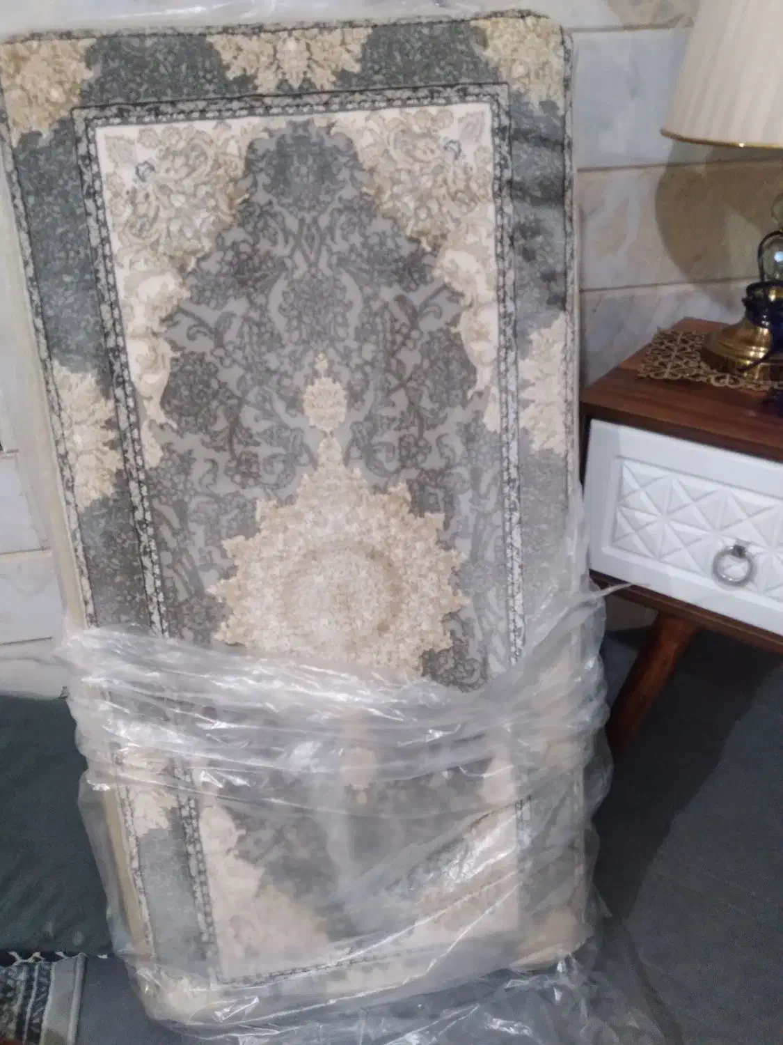 پشتی|پشتی|قم, شهرک فاطمیه|دیوار