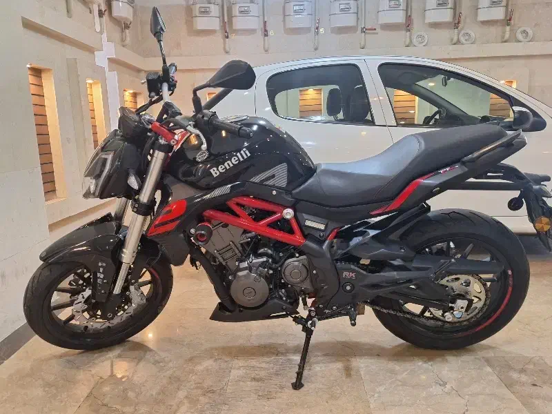 ۲ سلیندر بنلی ۳۰۰ / کم کارکرد/ در حد خشک|موتورسیکلت|تهران, مجیدیه|دیوار