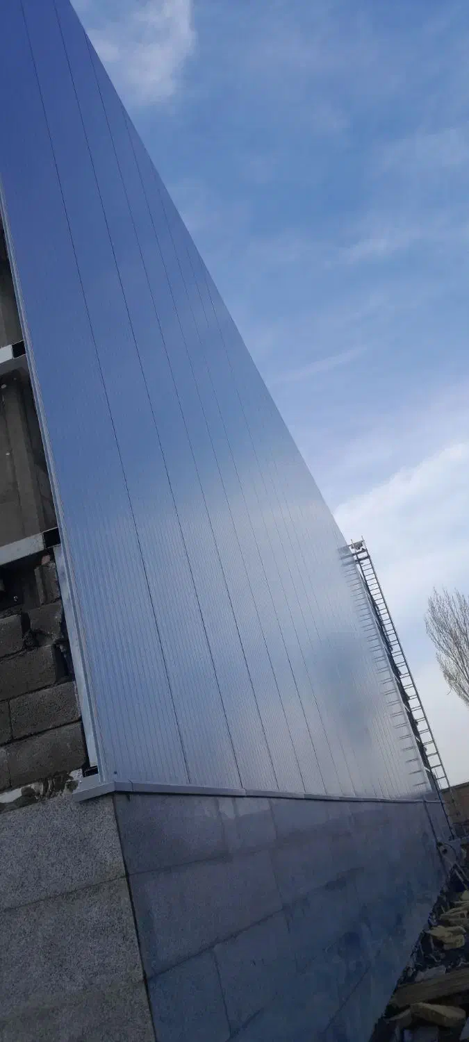 نصب شیروانی و پانل ساندویجی دیواری و سقف|خدمات پیشه و مهارت|بستان آباد, |دیوار