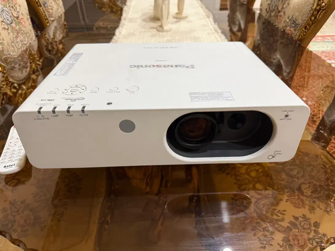 ویدئو پرژوکتور پاناسونیک اصل ژاپن|تلویزیون و پروژکتور|بوشهر, |دیوار