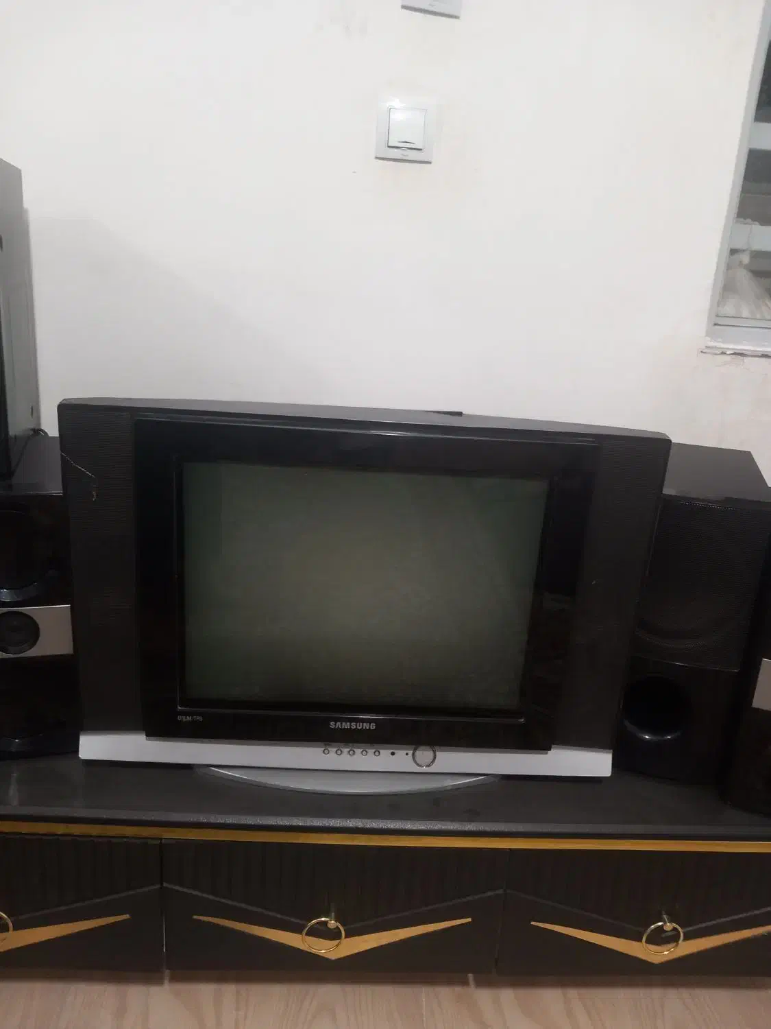 تلویزیون|تلویزیون و پروژکتور|کرمان, |دیوار