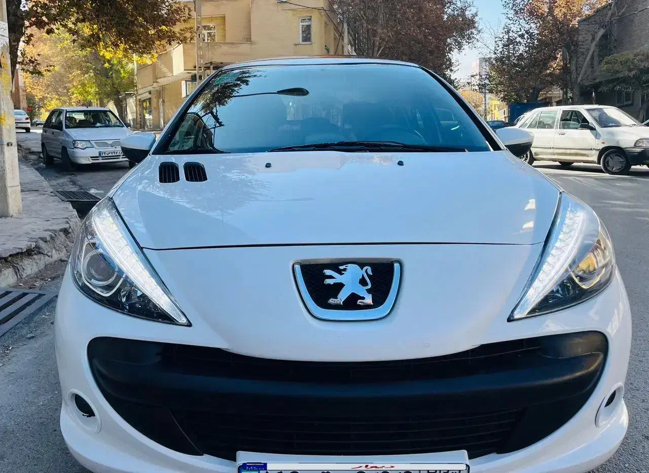 پژو ۲۰۷ پانامرا فرمان برقی|خودرو سواری و وانت|همدان, |دیوار