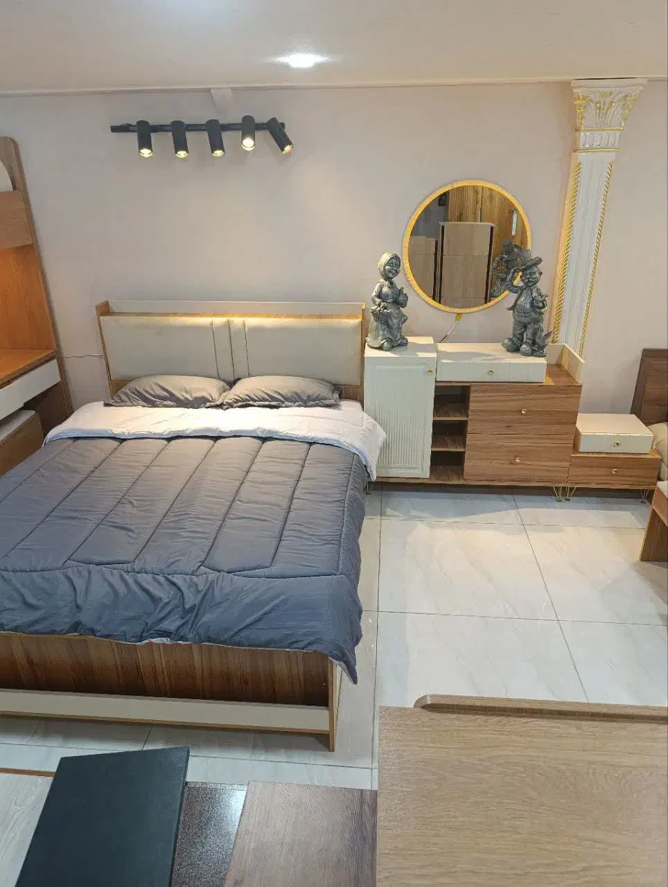 تخت سرویس خواب|تخت و سرویس خواب|قم, کاسه گران|دیوار