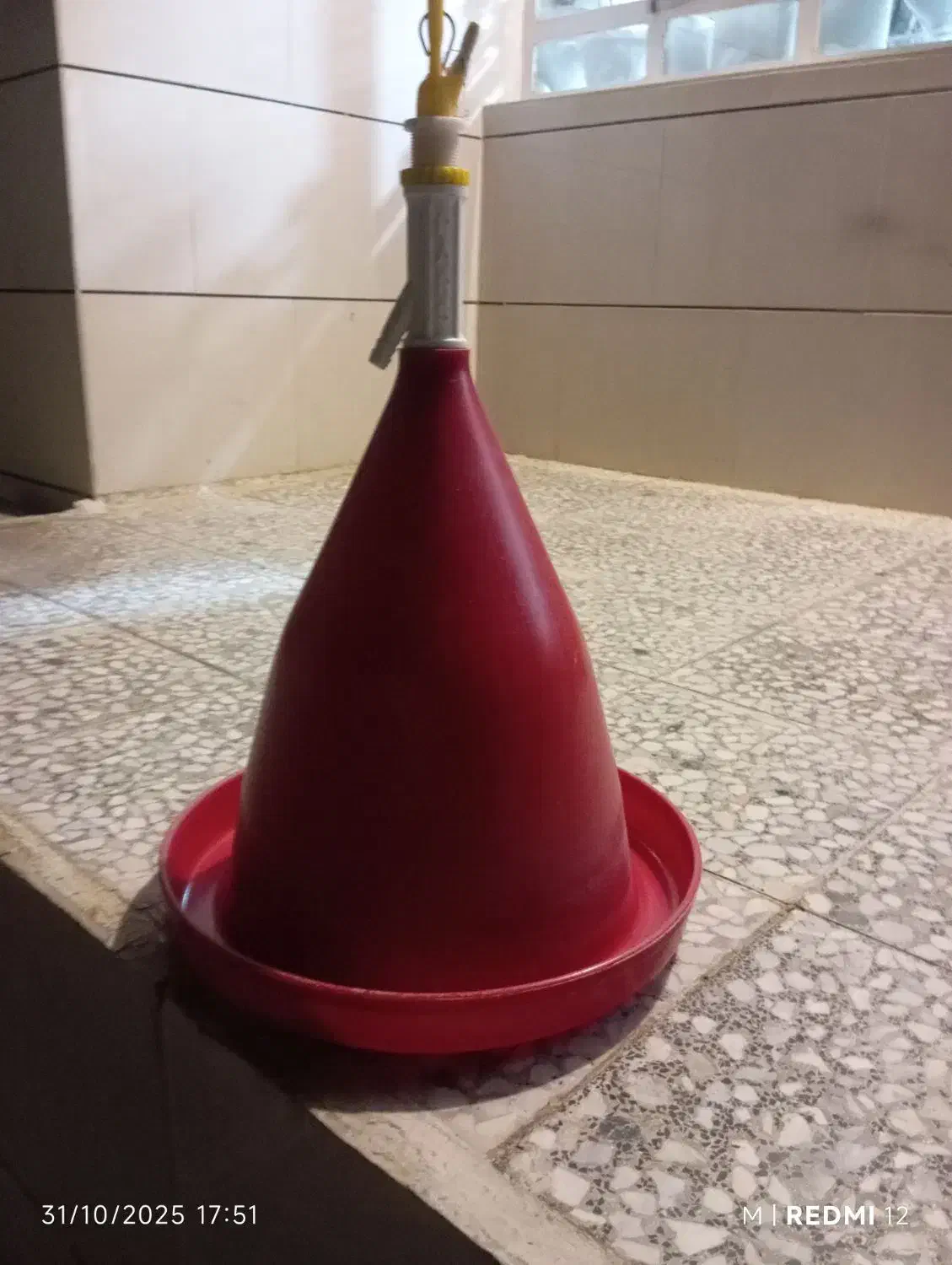 آبخوری اتوماتیک|لوازم جانبی حیوانات|اقلید, |دیوار