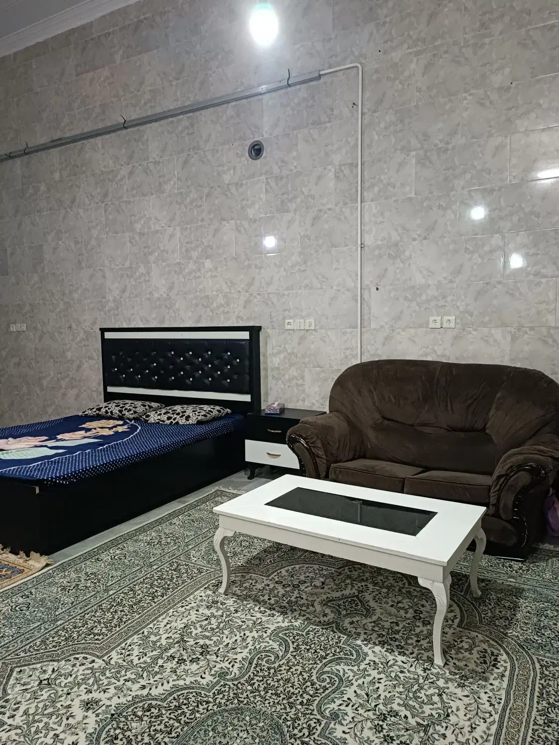 سوییت بدون خواب همکف 550تومان|اجارهٔ کوتاه‌مدت آپارتمان و سوئیت|یزد, |دیوار