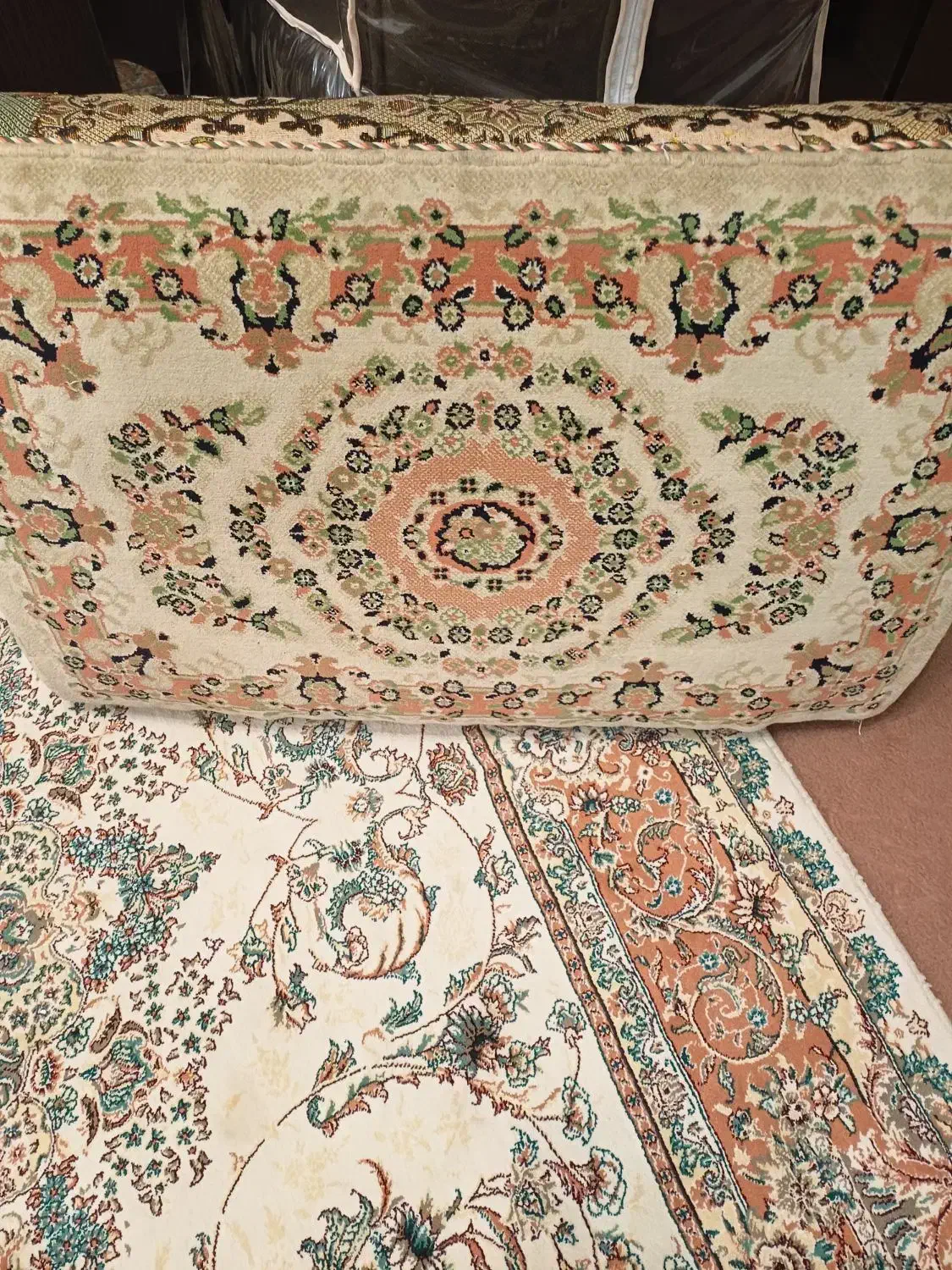 پشتی|پشتی|همدان, |دیوار