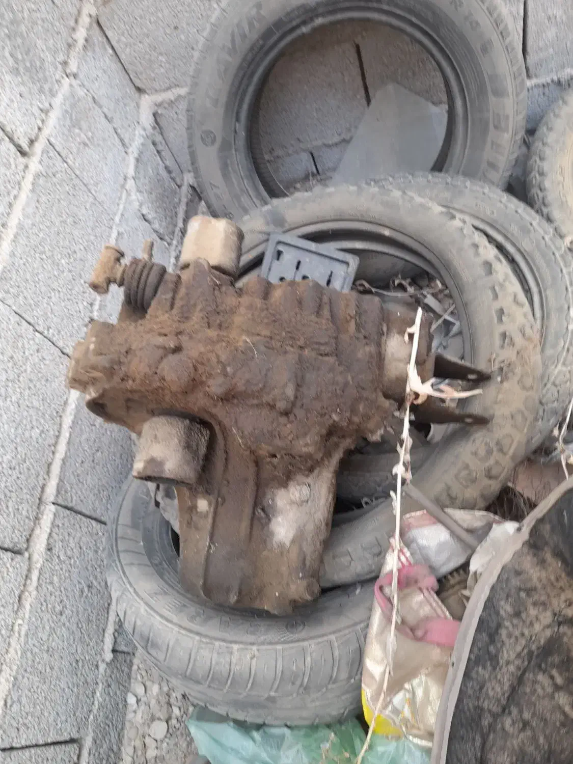 تعدادی قطعات موتوری و بدنه استوک پراید|قطعات یدکی و لوازم جانبی|برازجان, |دیوار