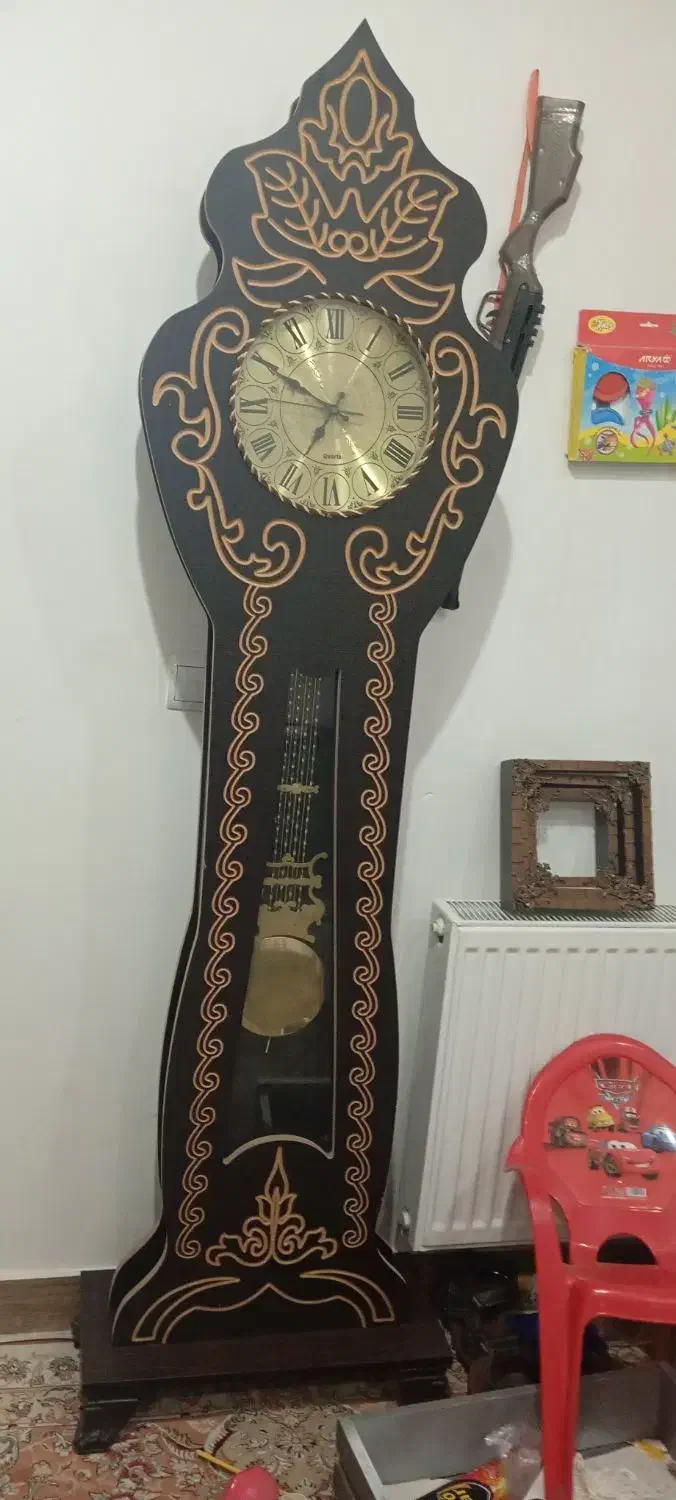 ساعت ایستاده کاملا سالم|ساعت دیواری و تزئینی|گلستان (تهران), |دیوار