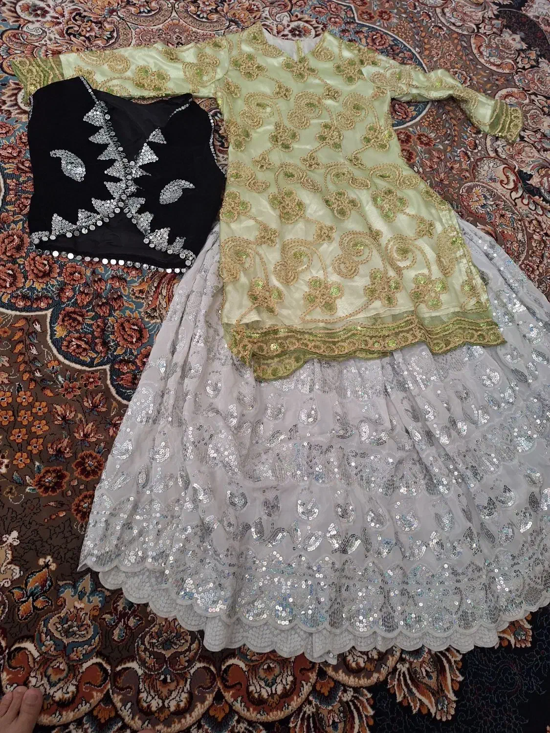 لباس محلی|لباس|خمینی‌شهر, |دیوار