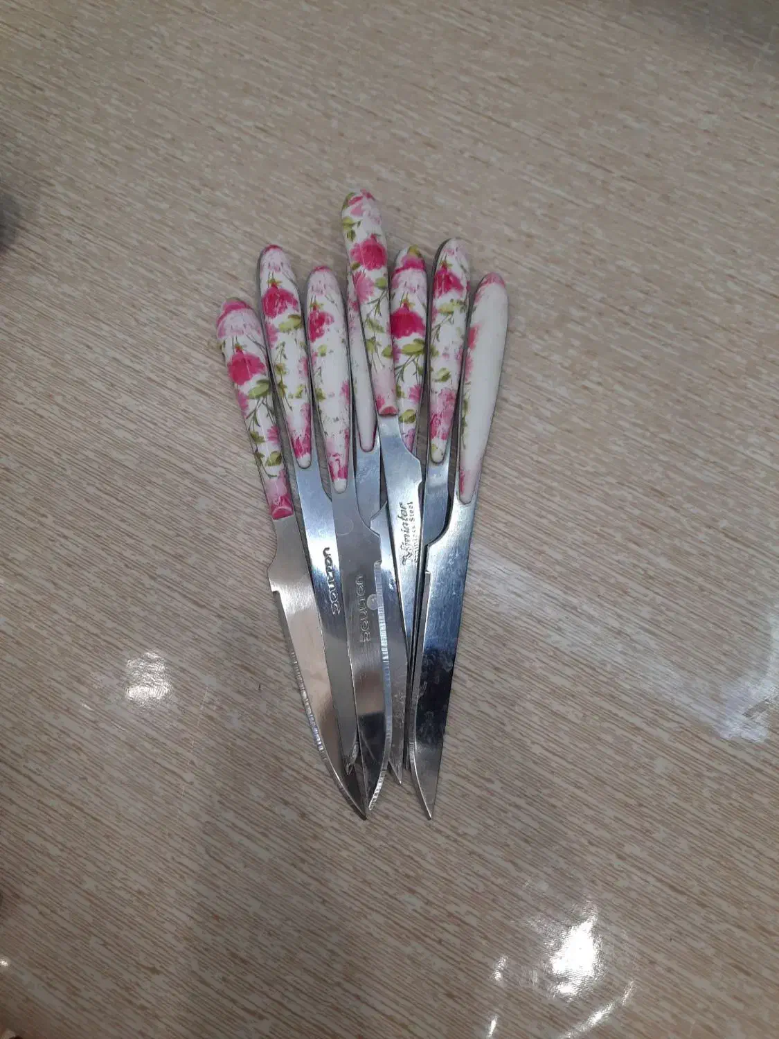 ۵دست چاقو پذیرایی بعضی هاش رنگاش رفته|ظروف سرو و پذیرایی|اردبیل, |دیوار