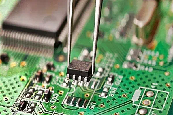 تعمیر برد کنترل درب های برقی|خدمات پیشه و مهارت|کرمان, |دیوار