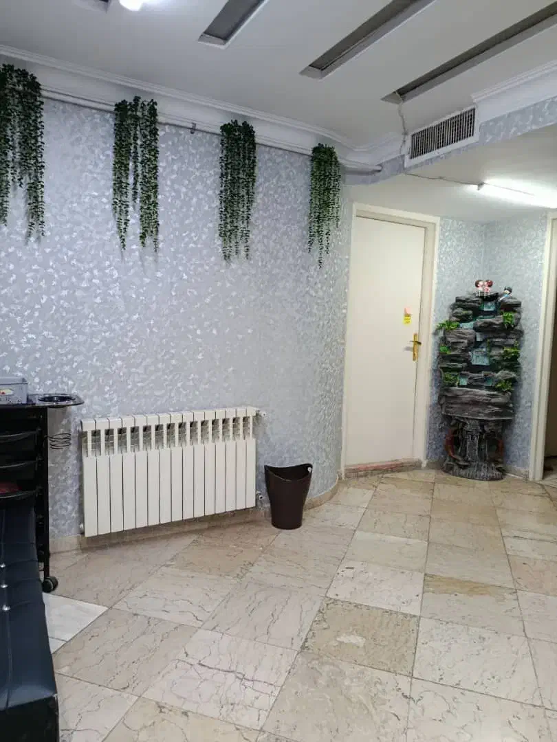 رهن کامل واحد اداری/ تابلو خور/ بر اصلی رودکی|اجارهٔ دفتر کار، اتاق اداری، مطب|تهران, سلسبیل شمالی|دیوار