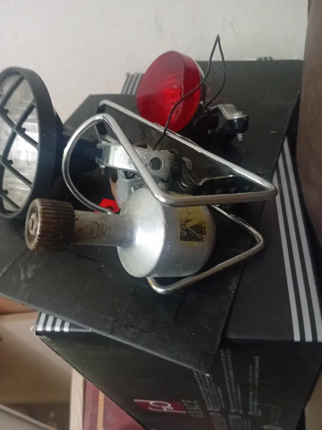 چراغ و دینام دوچرخه|دوچرخه، اسکیت، اسکوتر|اردبیل, |دیوار