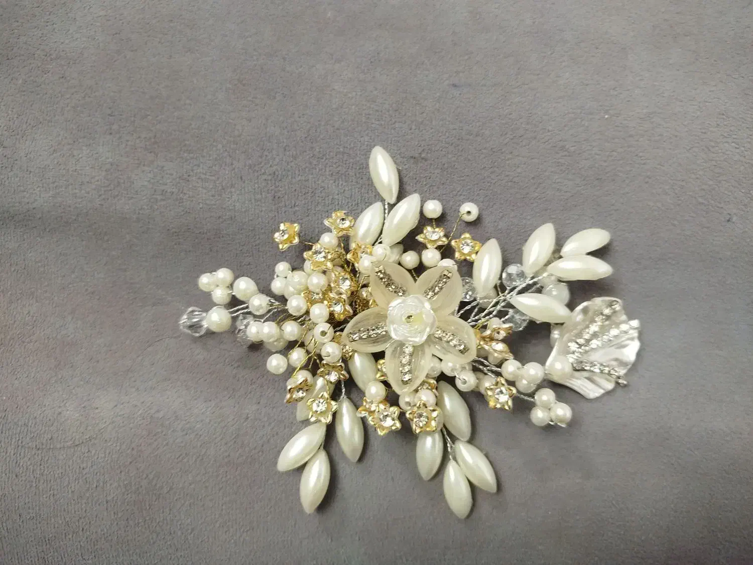 کاشت ناخن|خدمات آرایشگری و زیبایی|رشت, کوی امام رضا|دیوار