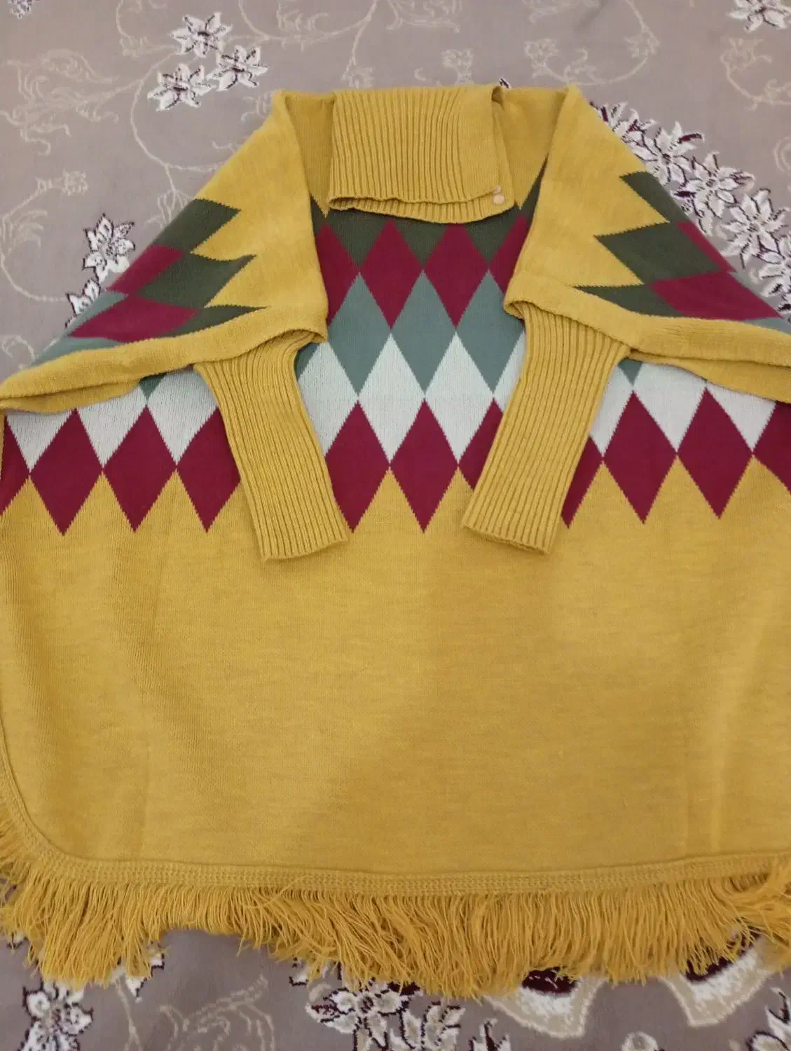 لباس پانچ کاملا نو.کفش کاملا کش|لباس|دامغان, |دیوار