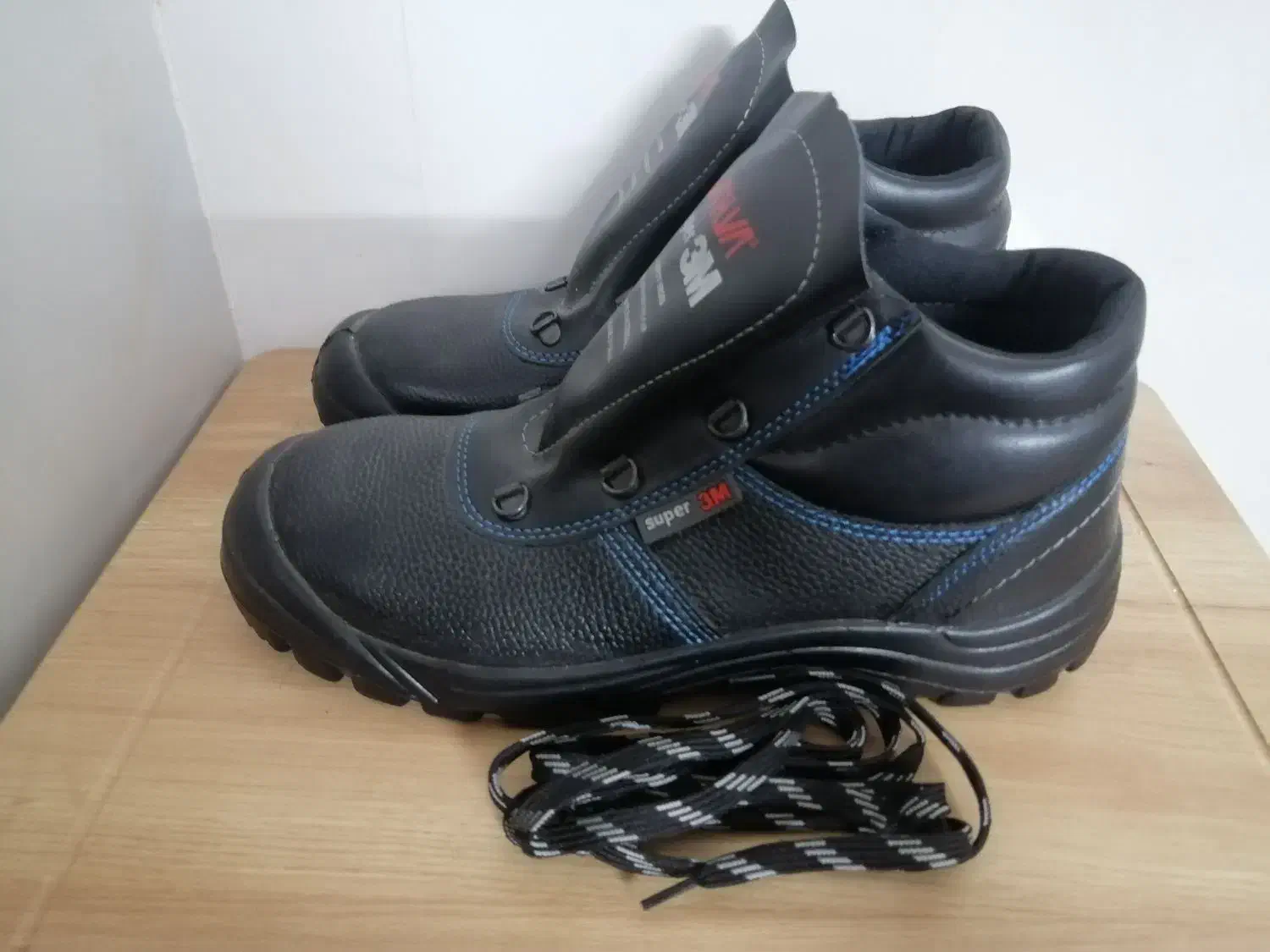 کفش کار|کیف، کفش، کمربند|قم, محمد آباد|دیوار