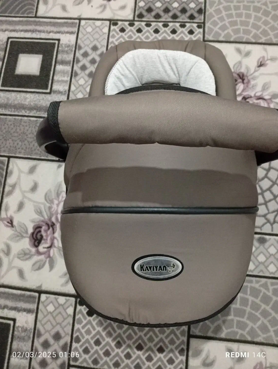 کریر|تخت و صندلی بچه|قم, شهر قائم|دیوار