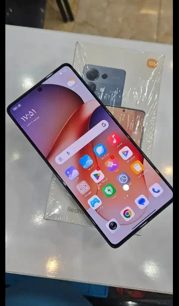 نوت ۱۳ پرو|موبایل|کاشان, کارگر|دیوار