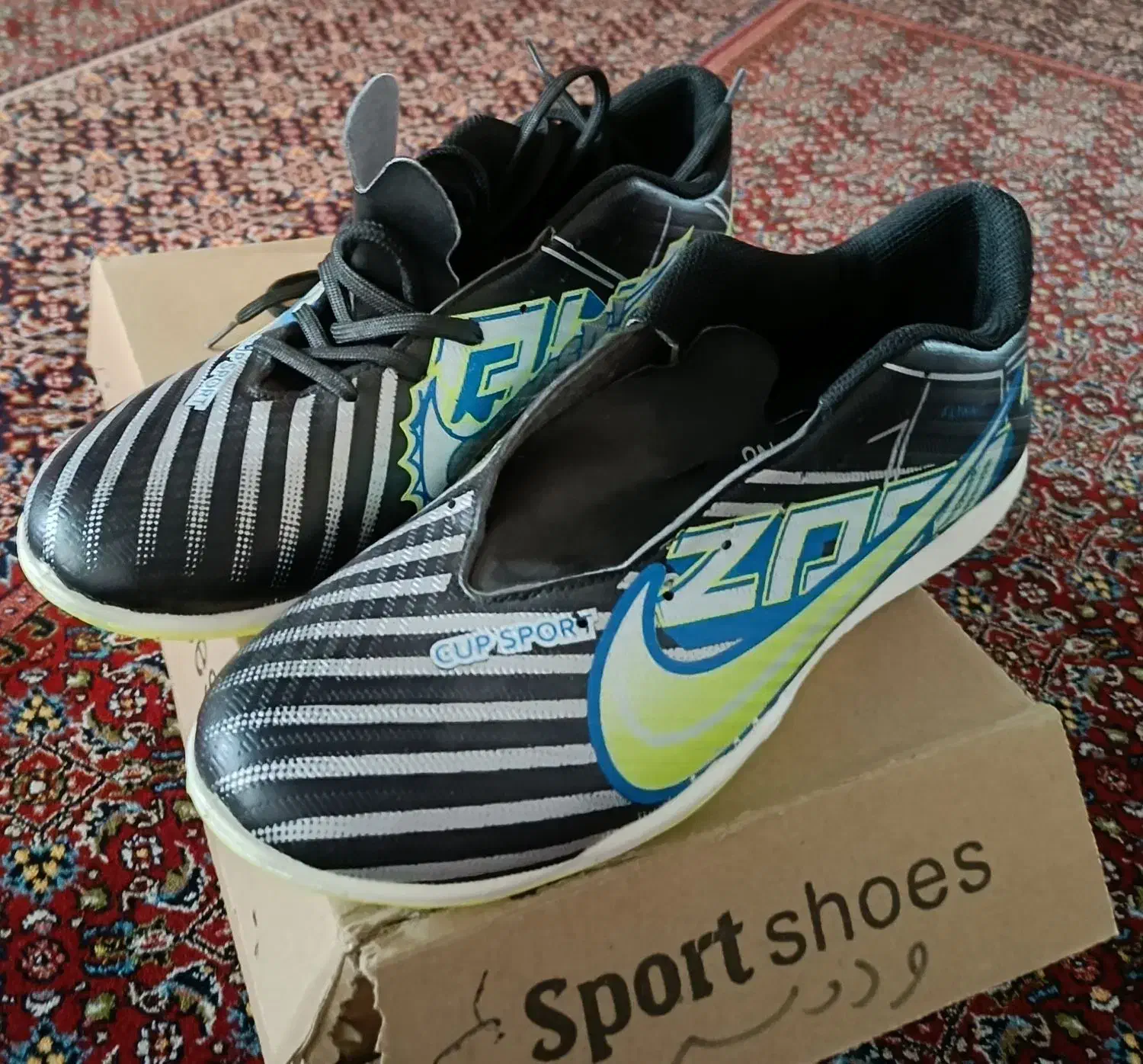 کفش ورزشی فوتسال مردانه|کیف، کفش، کمربند|زنجان, |دیوار