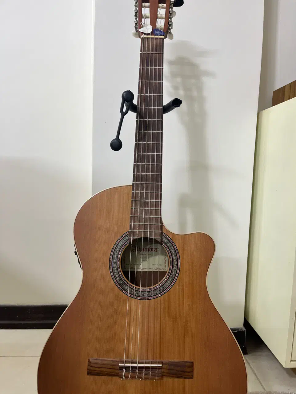 گیتار الحمبرا z nature|گیتار، بیس، امپلیفایر|اسلام‌شهر, شهرک قائمیه|دیوار