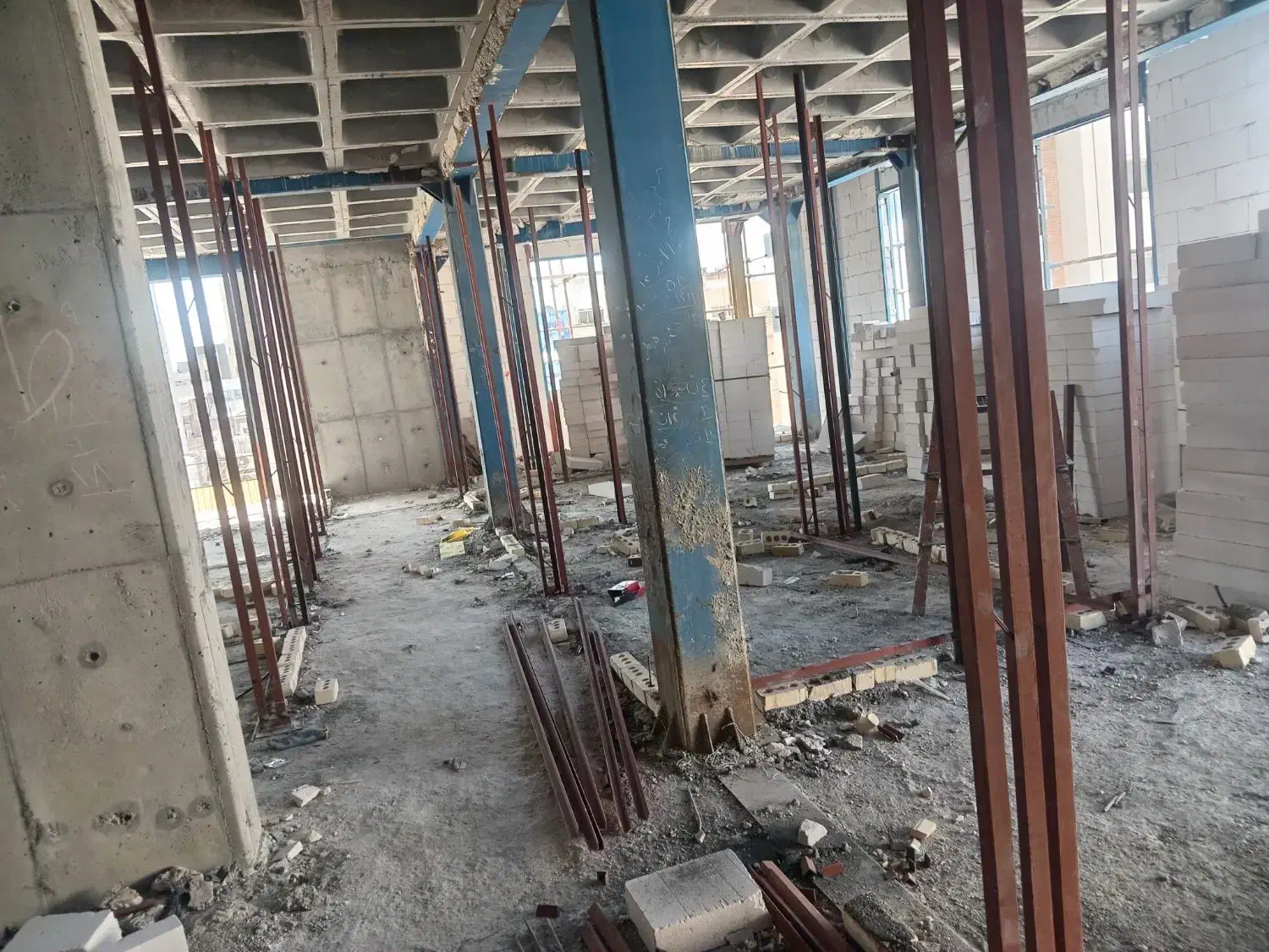 رابیتس کار والپست راویز نما جوشکاری سقف نبشی کشی|خدمات پیشه و مهارت|مشهد, آزادشهر|دیوار