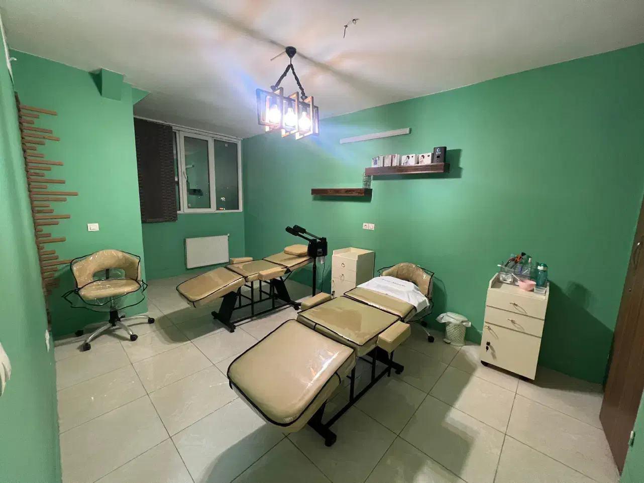 اجاره تمامی لاین ها|استخدام درمانی، زیبایی، بهداشتی|صدرا-فارس, فاز ۱|دیوار