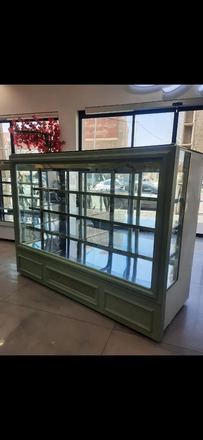 یخچال و ویترین قنادی|فروشگاه و مغازه|کرج, کمال‌شهر|دیوار