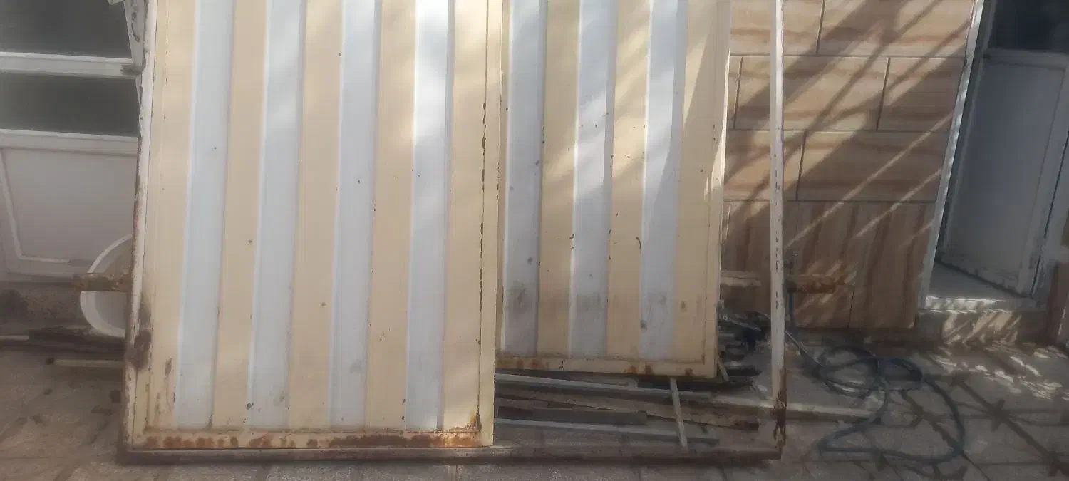 درب حیاط و هود|مصالح و تجهیزات ساختمان|تربتحیدریه, اندیشه|دیوار