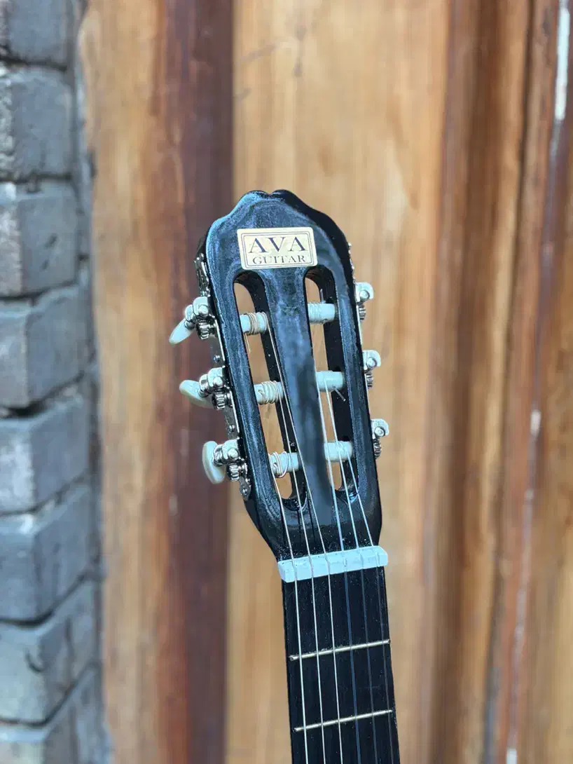 گیتار avas2|گیتار، بیس، امپلیفایر|تهران, جمهوری|دیوار