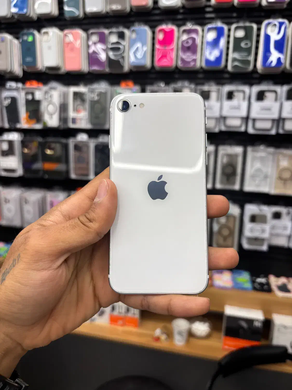 Iphone se 2020 حافظه ۱۲۸ گیگ درحد|موبایل|تهران, شهرک غرب|دیوار
