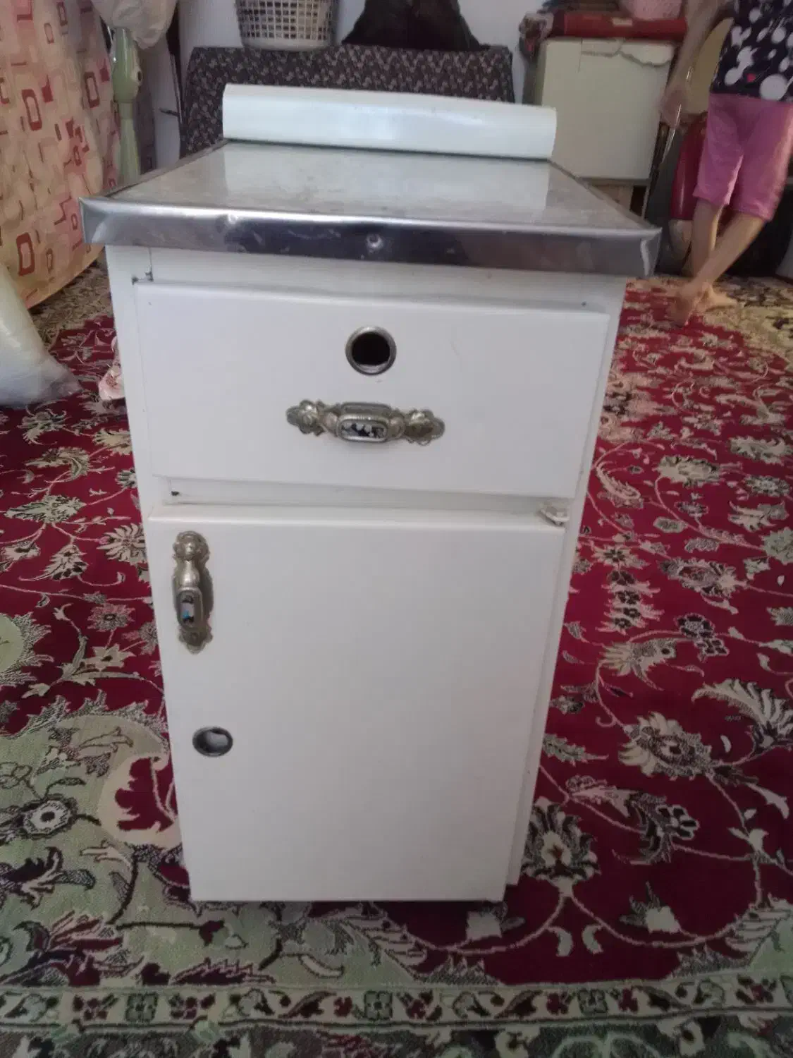 فروشی|مبلمان خانگی و میز عسلی|سلماس, |دیوار