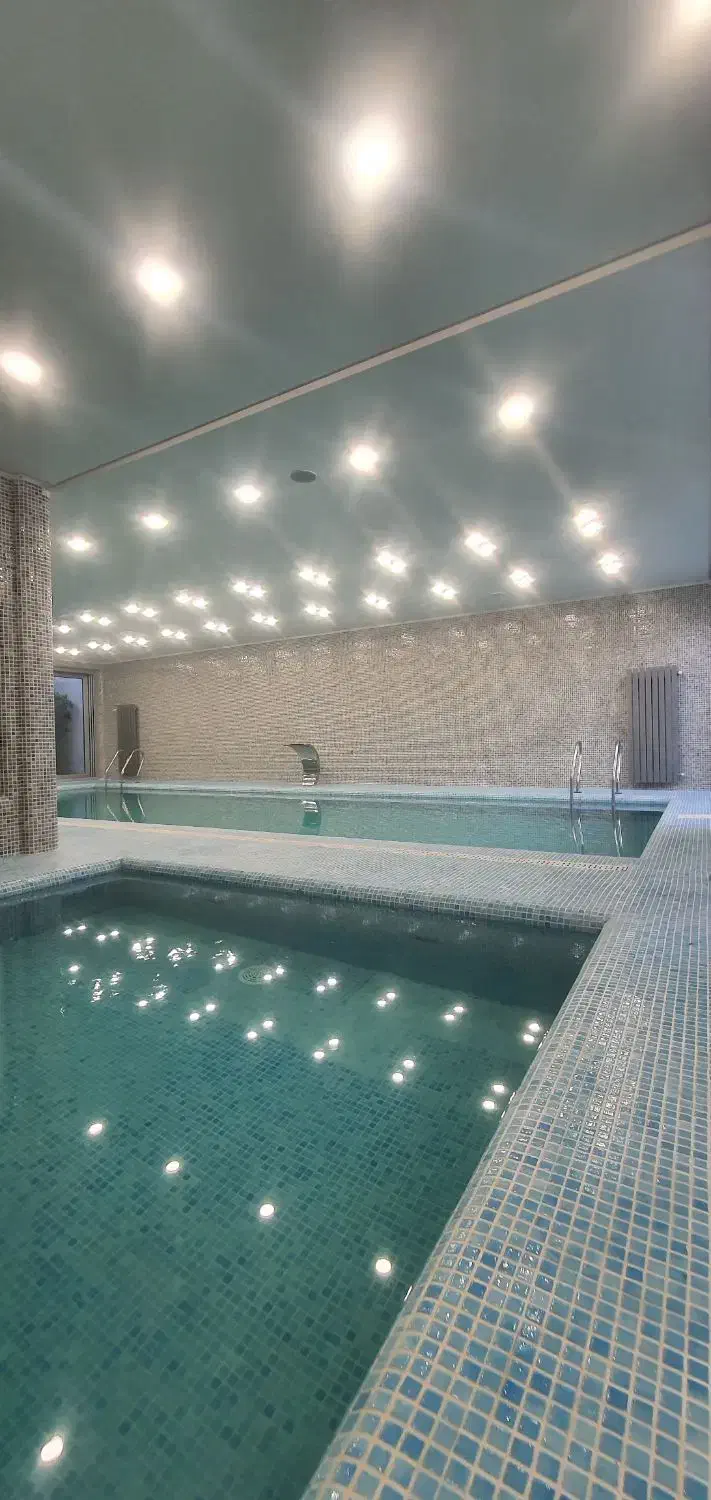 اجاره مجموعه آبی خاص|اجارهٔ کوتاهمدت ویلا و باغ|مشهد, ویلاشهر|دیوار