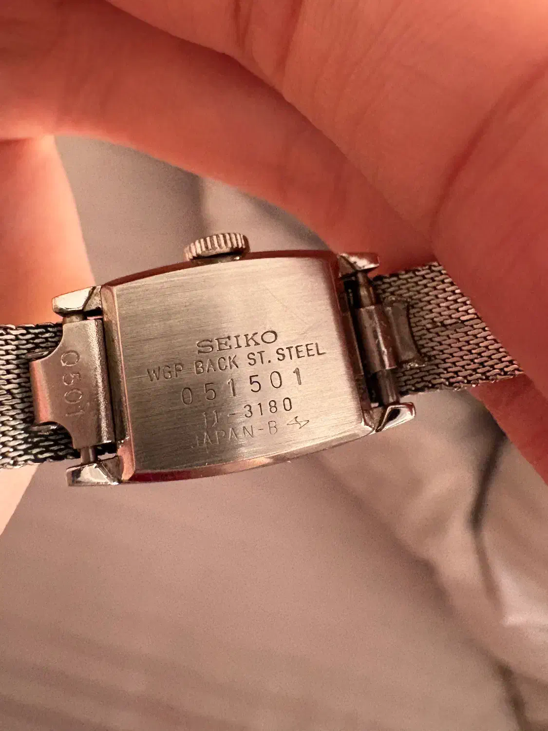 ساعت مچی زنانه|ساعت|کرج, گوهردشت|دیوار