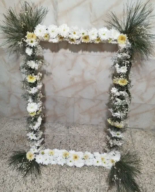 تاج گل مزار قیمت ۹۰۰ تومن|خدمات پذیرایی، مراسم|مشهد, شهرک مهر آباد|دیوار