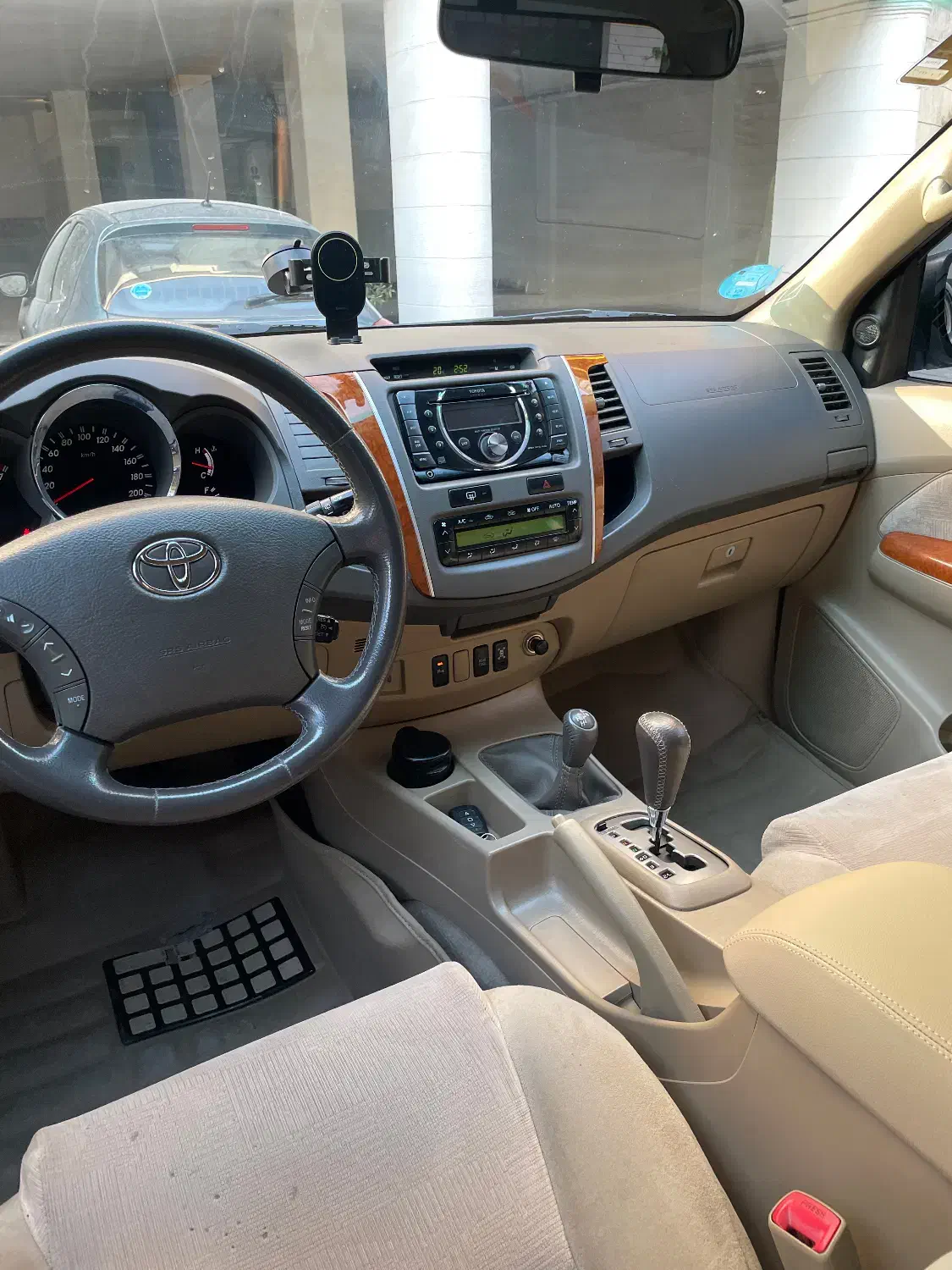 تویوتا فورچونر|خودرو سواری و وانت|تهران, امانیه|دیوار