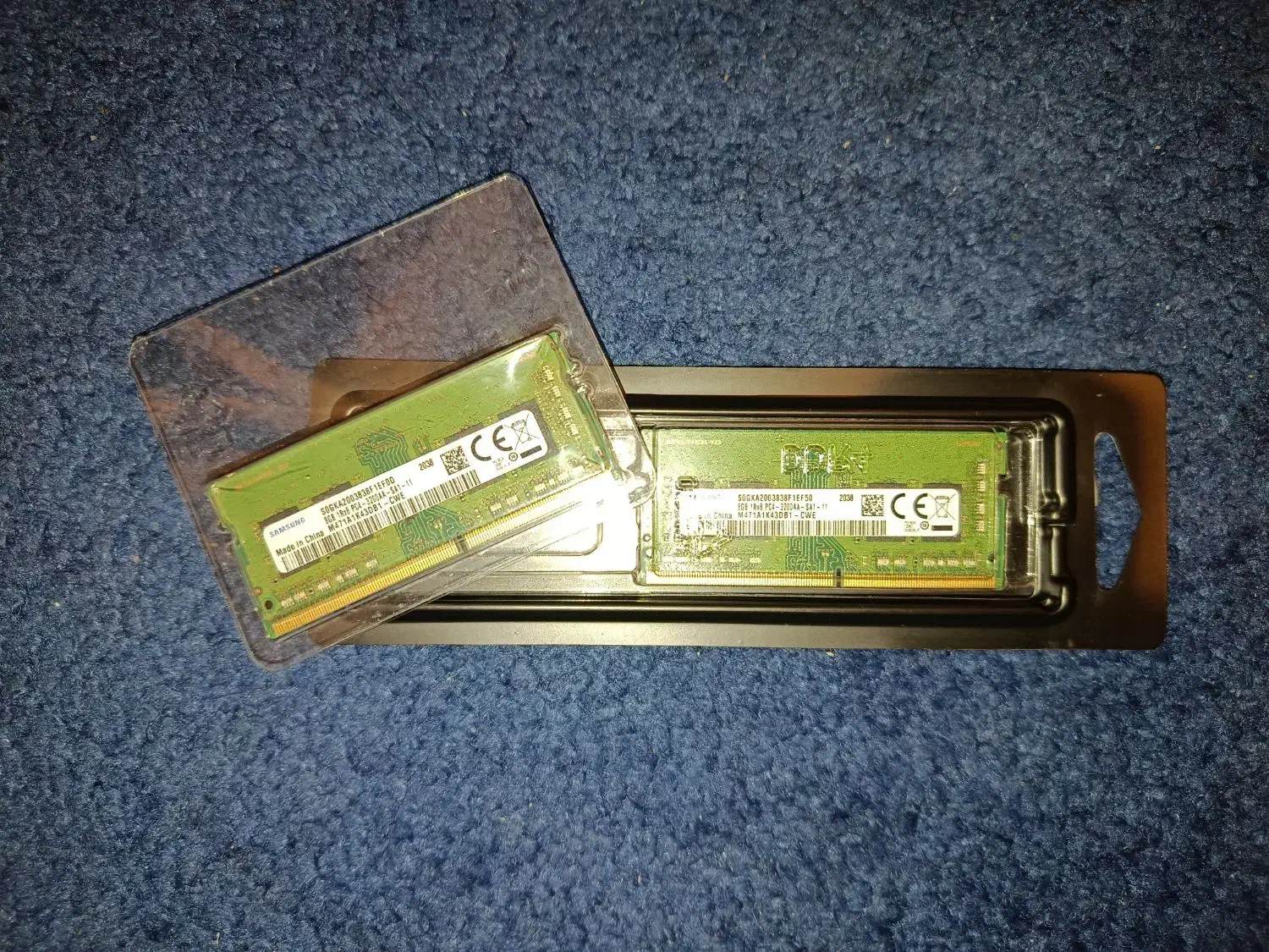 دو عدد رم سامسونگ ۸ گیگ لپتاپ ۳۲۰۰ DDR4|قطعات و لوازم جانبی رایانه|تهران, سهروردی|دیوار