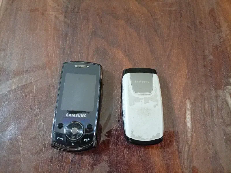 دو عدد گوشی نوستالژی|موبایل|کرج, گلشهر|دیوار