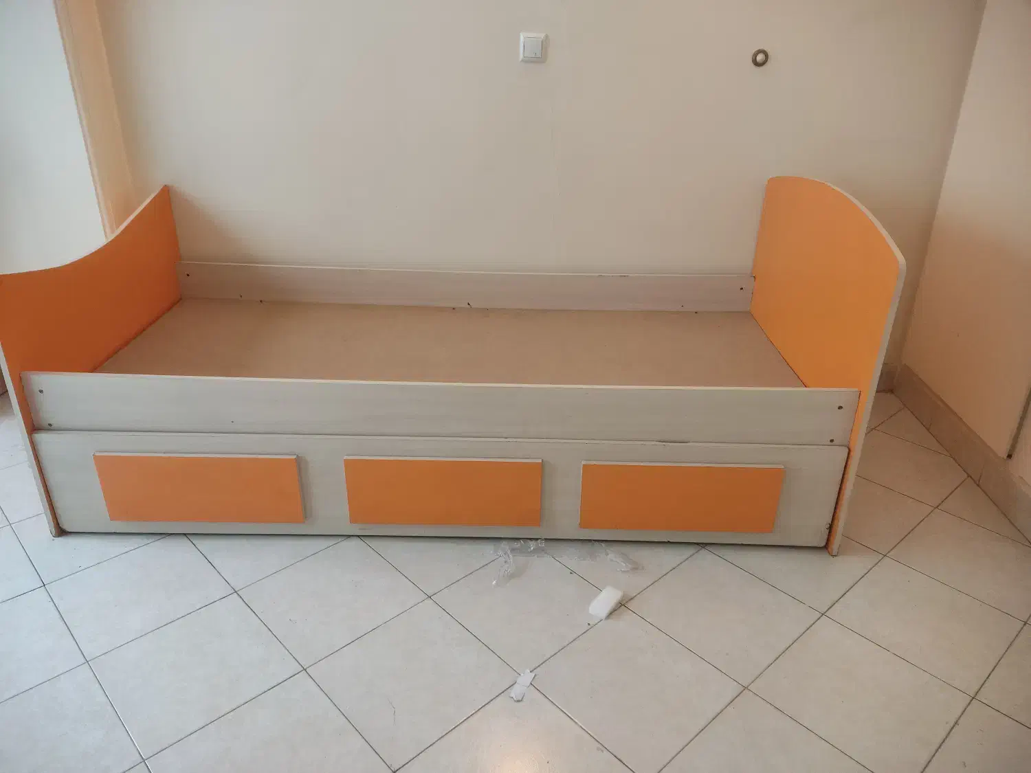 تخت یک نفره دراور آینه|تخت و سرویس خواب|تهران, حشمتیه|دیوار